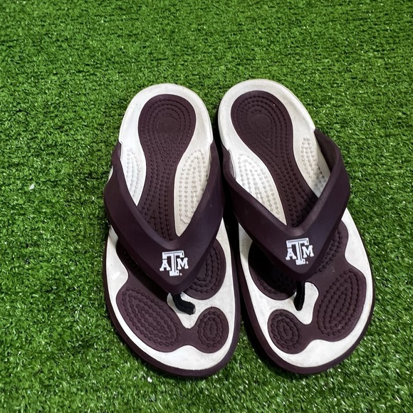 Texas A&M Flip Flood Womens SZ 6 Aggie CROCS Sandals TAMU SHOES EUC - Picture 1 of 6
